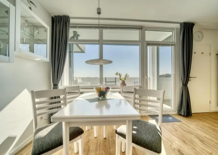 - Haus L, App 0l0609 *